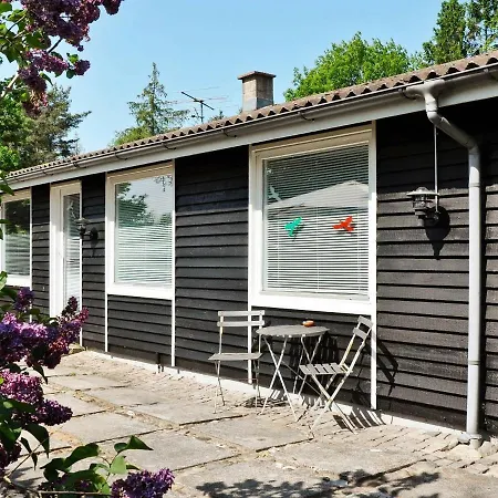 Holiday Allinggardsvej Holiday home Resendal